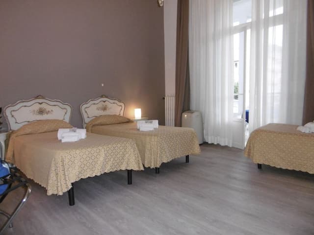 Senior Double or Twin Room NO A/C