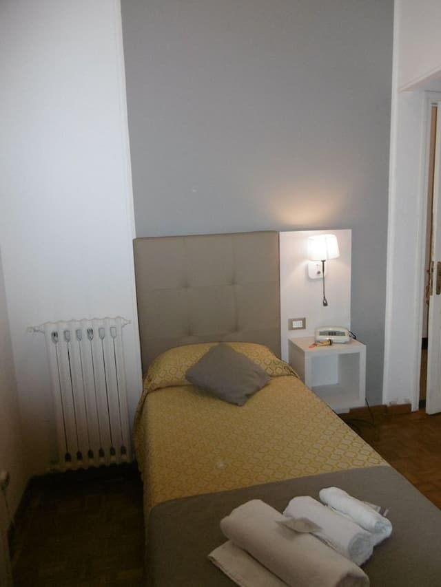 Basic Single Room, 1 Twin Bed NO A/C