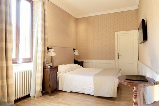 Classic Double Room