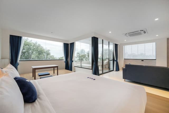 Studio Suite, Ocean View