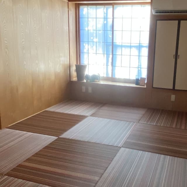 Traditional Room, Multiple Beds, Non Smoking