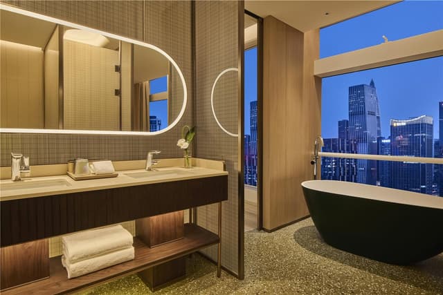 KING PREMIUM ROOM BAY VIEW