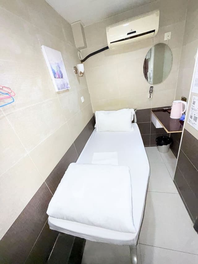 Comfort Single Room