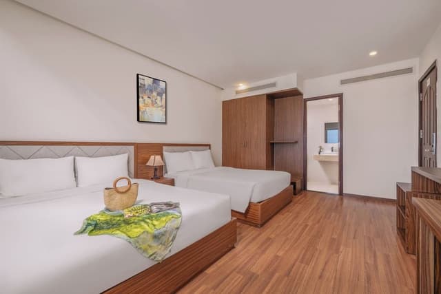 Family Quadruple Room, City View
