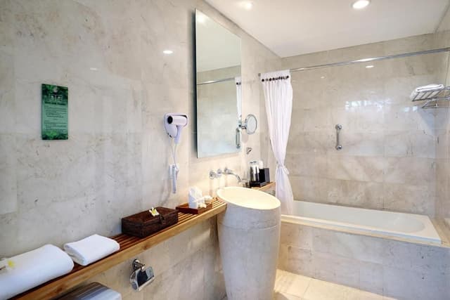 Deluxe Legian Room