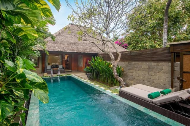 Deluxe Pool Villa