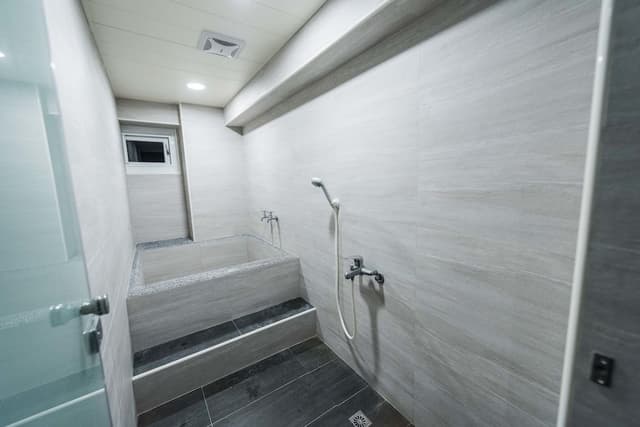 Family Apartment, 6 Bedrooms
