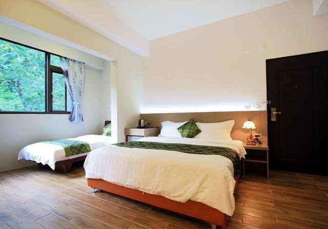 Comfort Triple Room, Mountain View