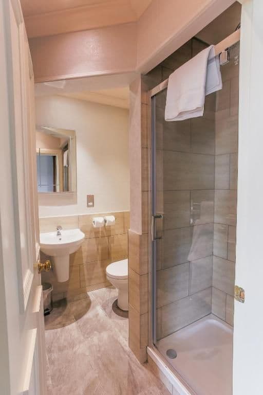 Twin Room with View
