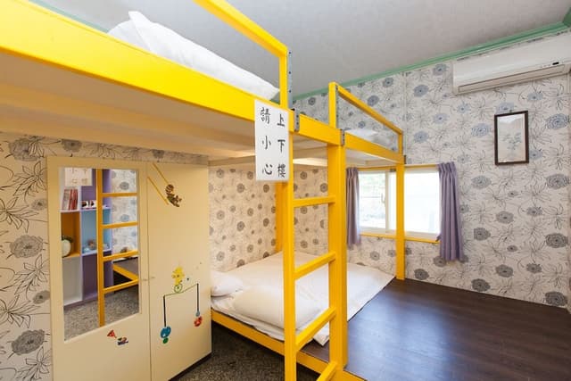 Junior Quadruple Room, Multiple Beds