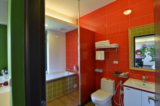 Gallery Quadruple Room