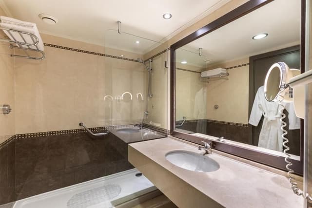 Standard Larger Room