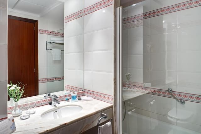 Double Room Pool Side Single Use