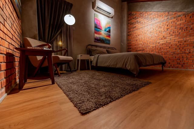 King Studio Suite