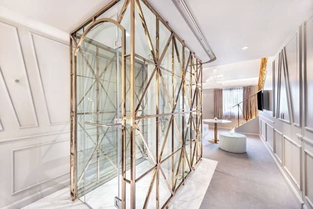 Loft Suite
