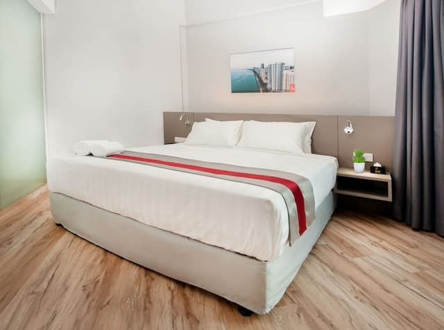 Deluxe Room, 1 Queen Bed