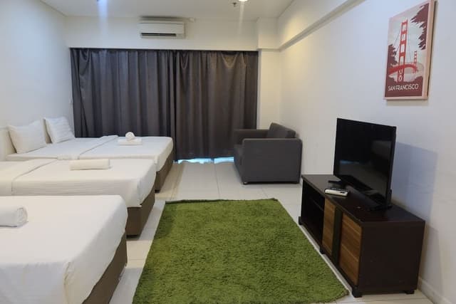 Standard Family Suite