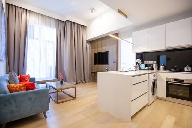One Bedroom Standard King