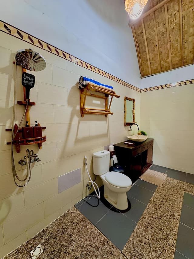 Deluxe Bungalow, 1 King Bed, Terrace, Valley View
