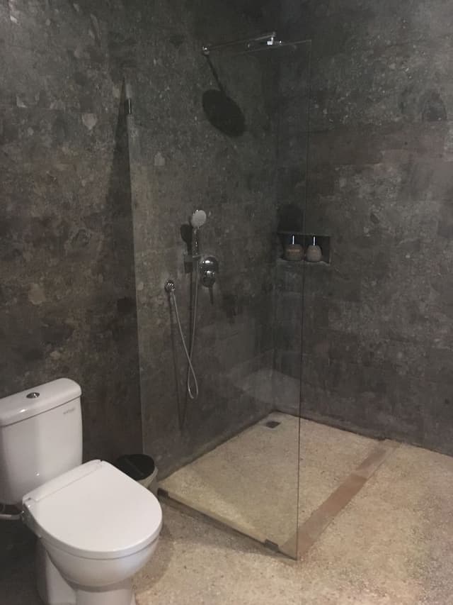 Honeymoon Room