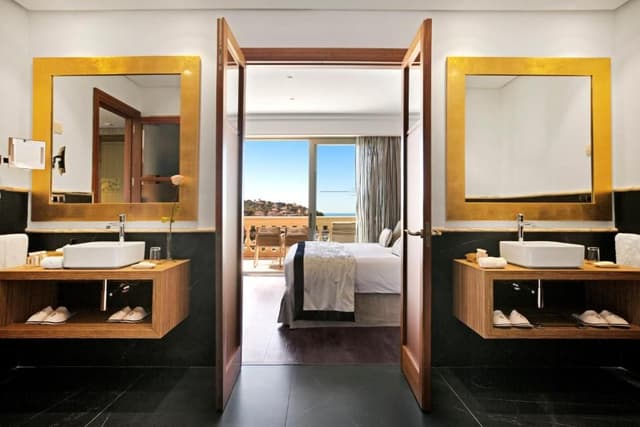 Junior Suite with Jacuzzi