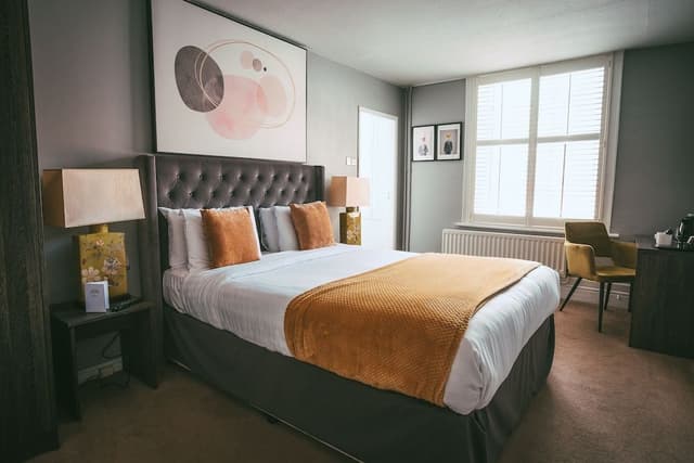 Classic Room, 1 King Bed