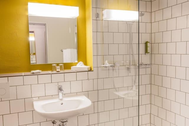 Basic Double Room