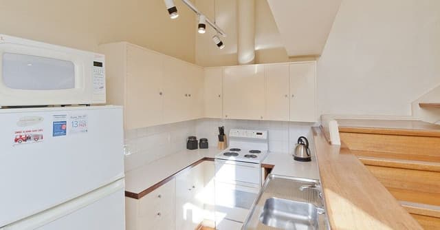 Executive 2 Bedroom (Stanley) - 82 Stanley Street