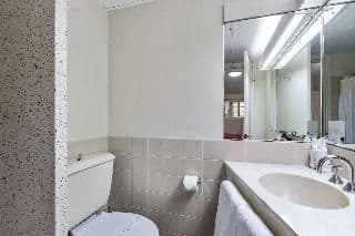 DOUBLE QUEEN SIZE BED