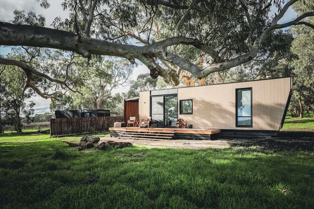 CABN X Giles McLaren Vale