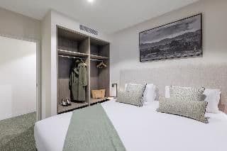 APARTMENT THREE BEDROOMS
