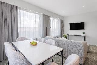 APARTMENT THREE BEDROOMS