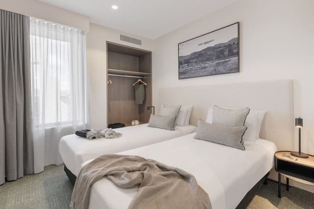 Three Bedroom Apartment - Interconnecting