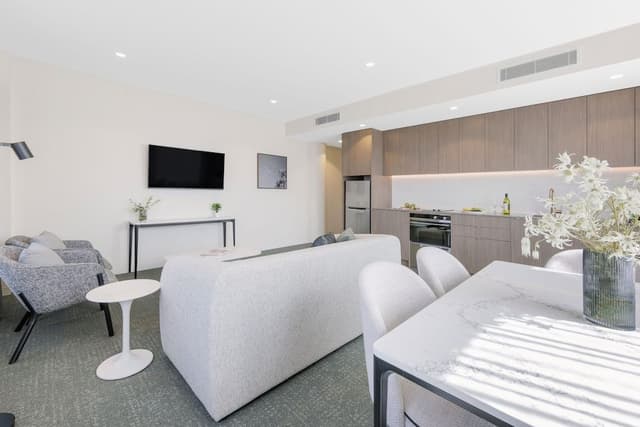 Three Bedroom Apartment - Interconnecting