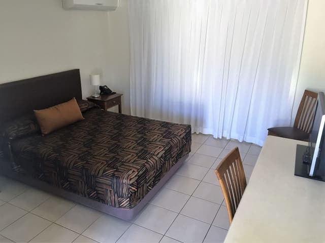 Queen Room