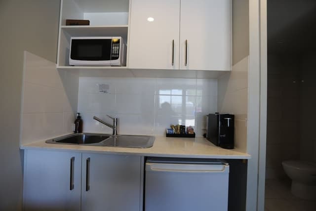 Deluxe Twin Room (Not Pets Friendly)