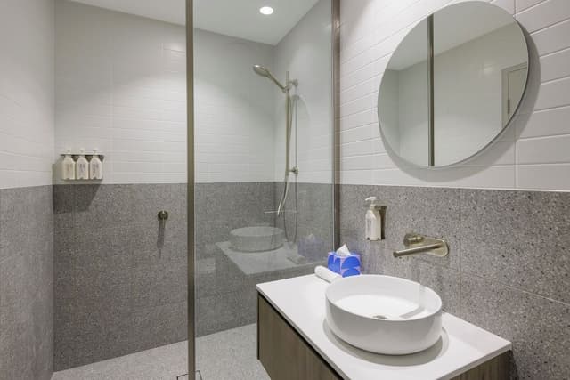 Superior One Bedroom Apartment with Balcony