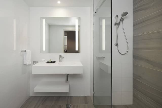 Premium Room, 1 King Bed, Balcony