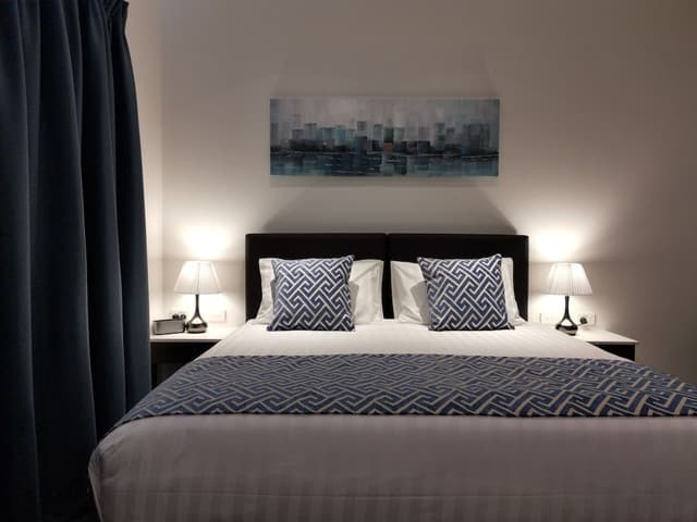 Studio Deluxe