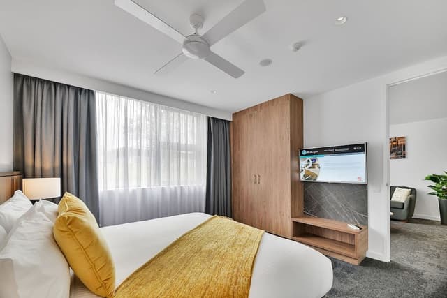 Executive King Suite