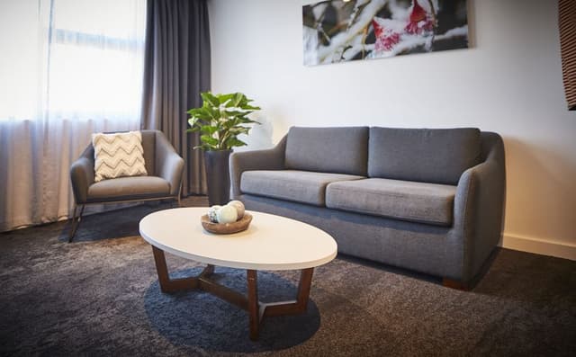 Premier King Suite