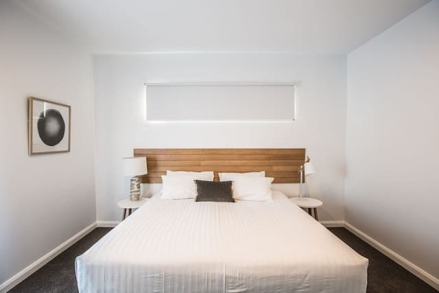 One Bedroom Apartment