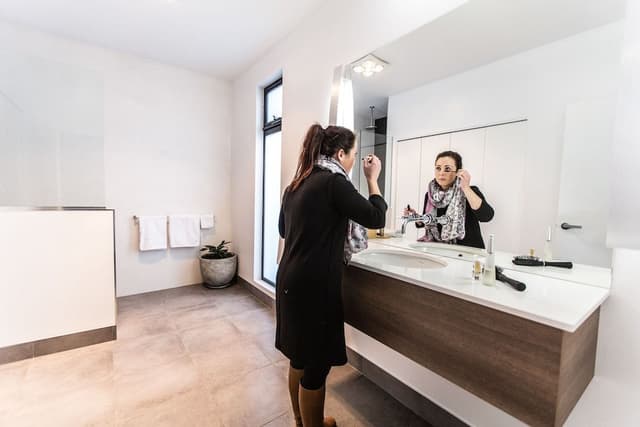 One Bedroom Apartment
