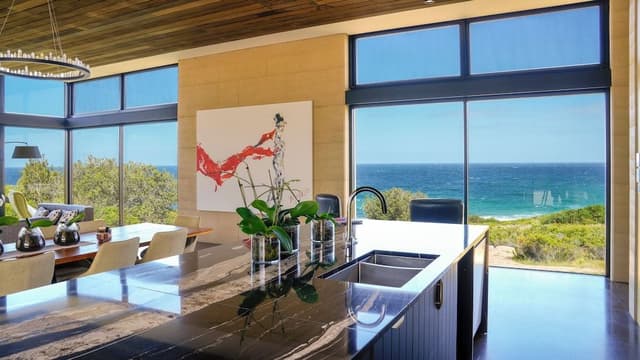 Luxury House, 3 Bedrooms, Private Pool, Bay View
