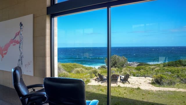 Luxury House, 3 Bedrooms, Private Pool, Bay View