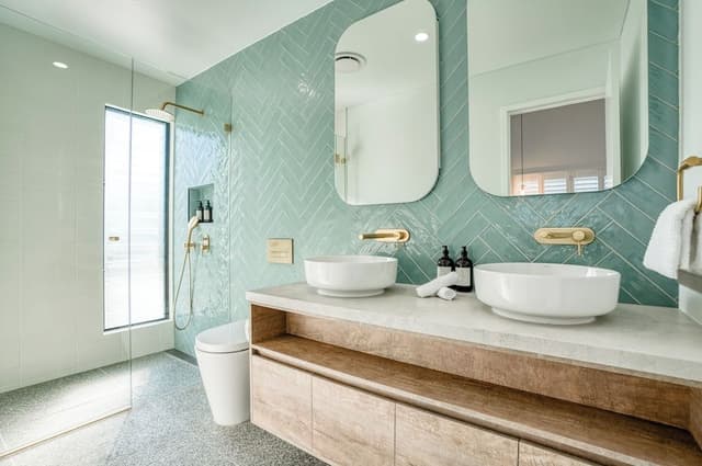 Four Bedroom Lily Luxury Home with Pool