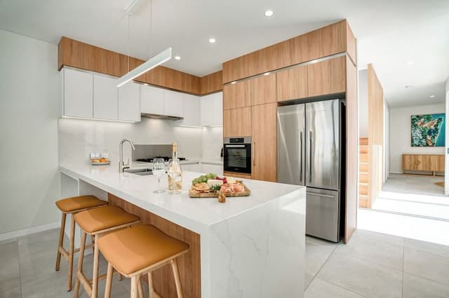 Five Bedroom Saltbush Luxury Home with Pool