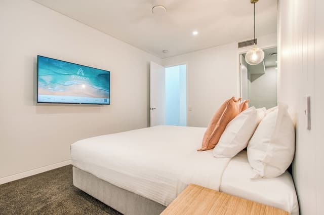 Four Bedroom Lily Luxury Home with Pool