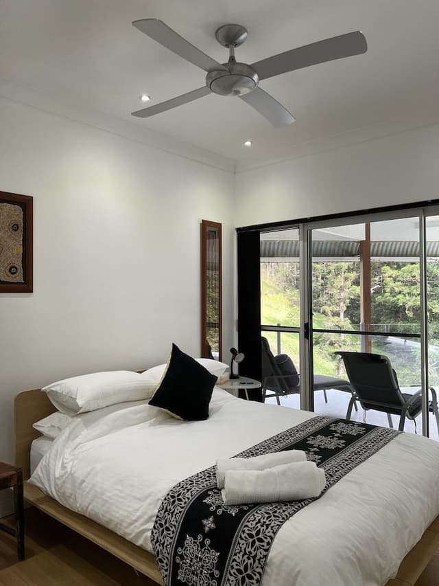 Standard Suite, 1 Bedroom, Shared Bathroom (GOLD COAST B & B RETREAT)