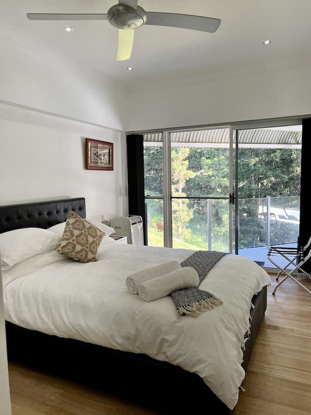Standard Suite, 1 Bedroom, Shared Bathroom